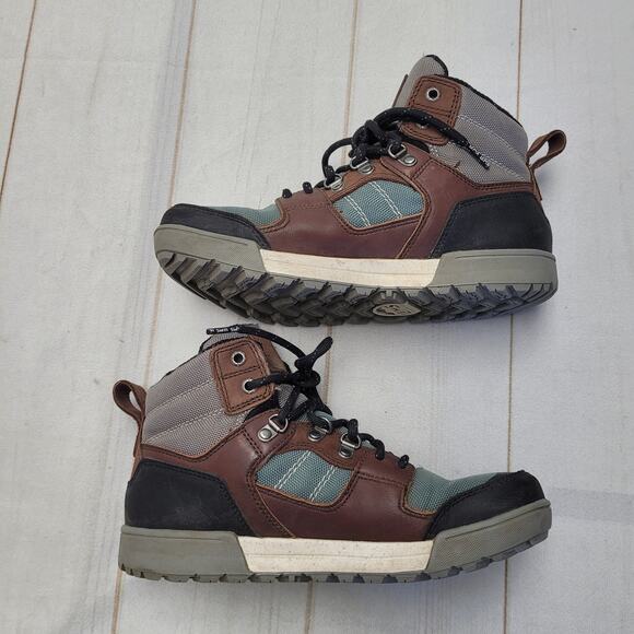Lems Outlander waterproof hiking boots leather gorpcore wide toe box barefoot main image 8